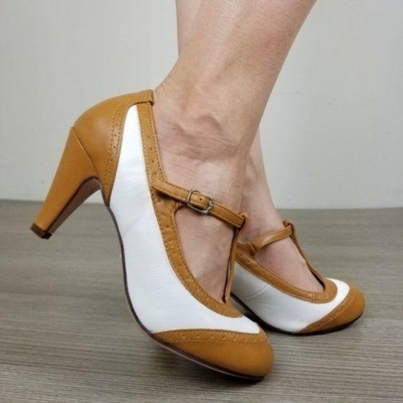 Shoes - Vintage Style Rockabilly Two Tone T-Strap Pumps